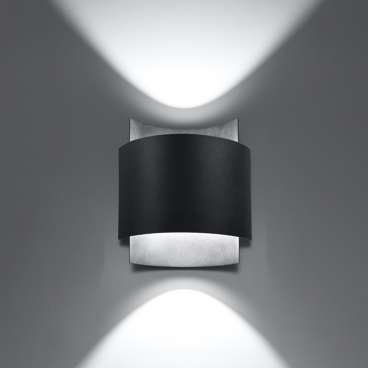 Wandlamp IMPACT zwart