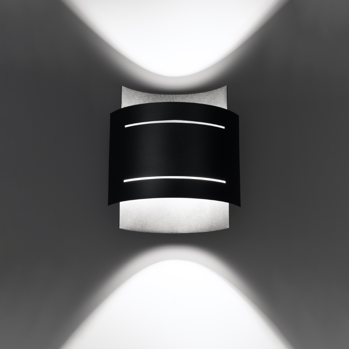 Wandlamp HESTIA zwart
