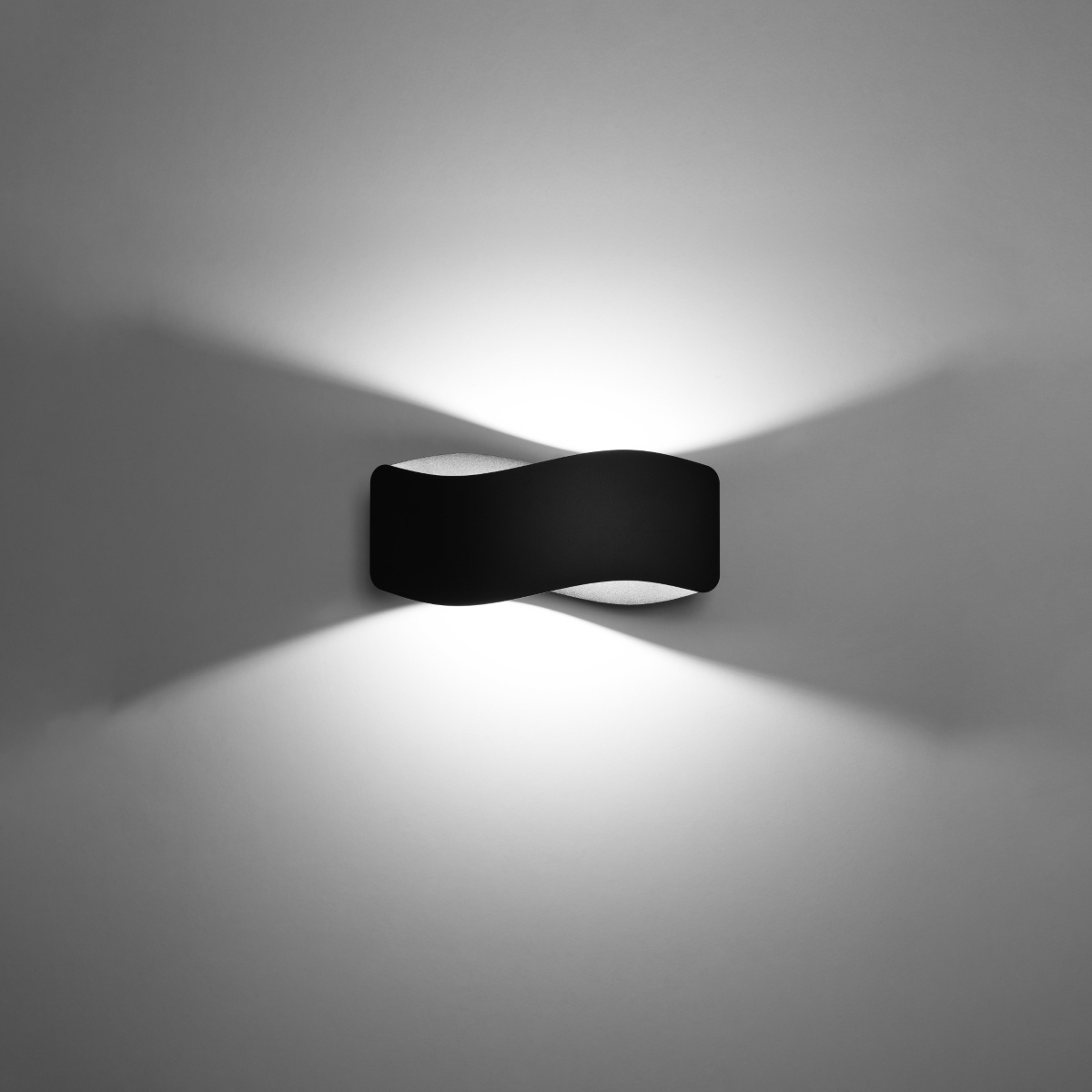 Wandlamp TILA 30 zwart
