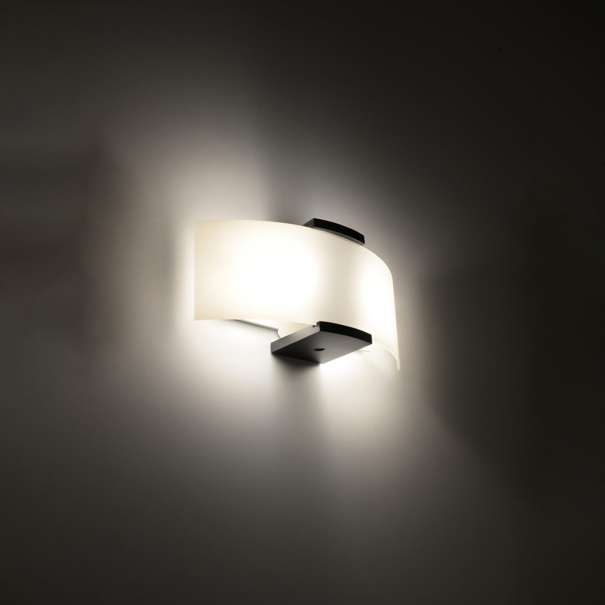 Wandlamp EMILIO