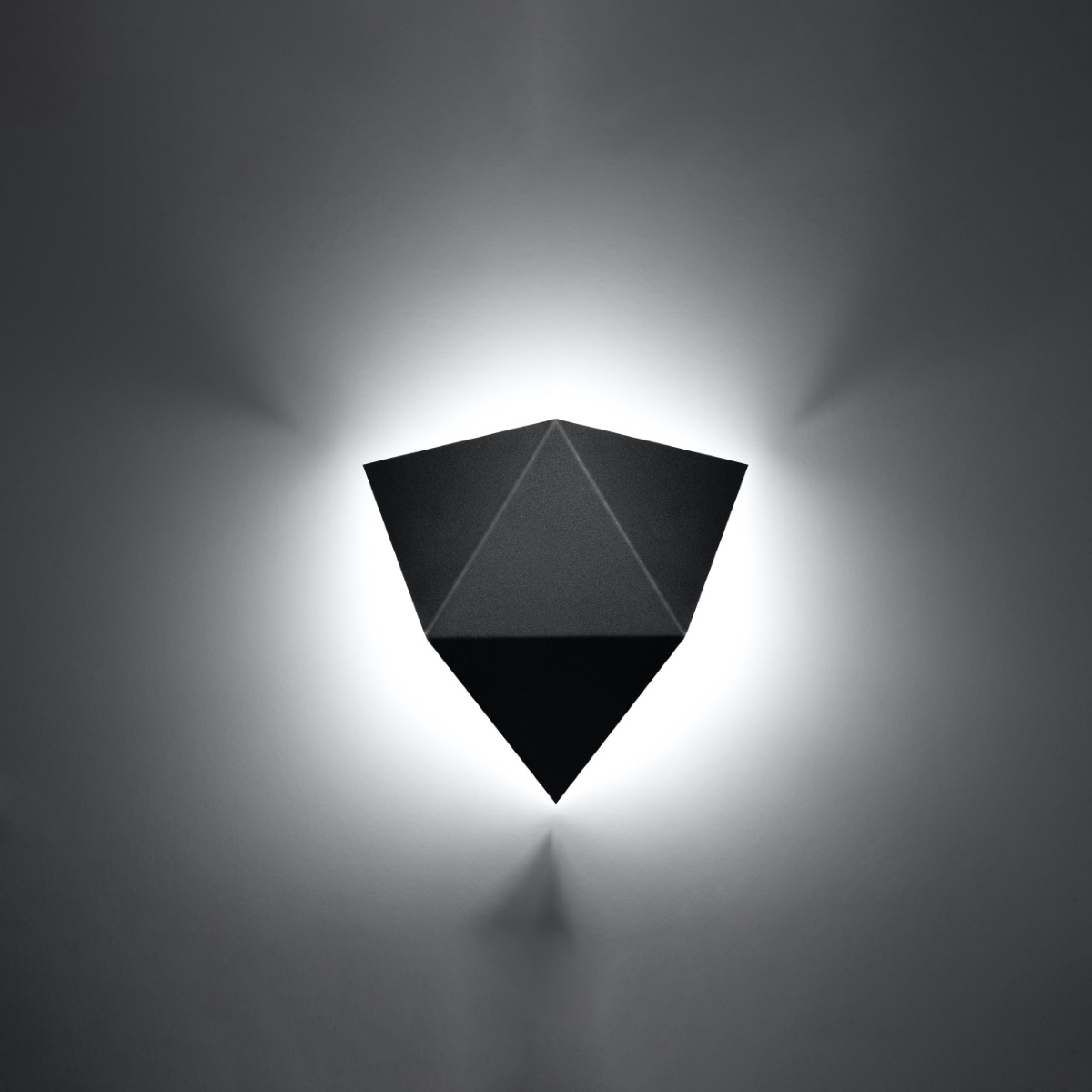 Wandlamp SOLIDO zwart