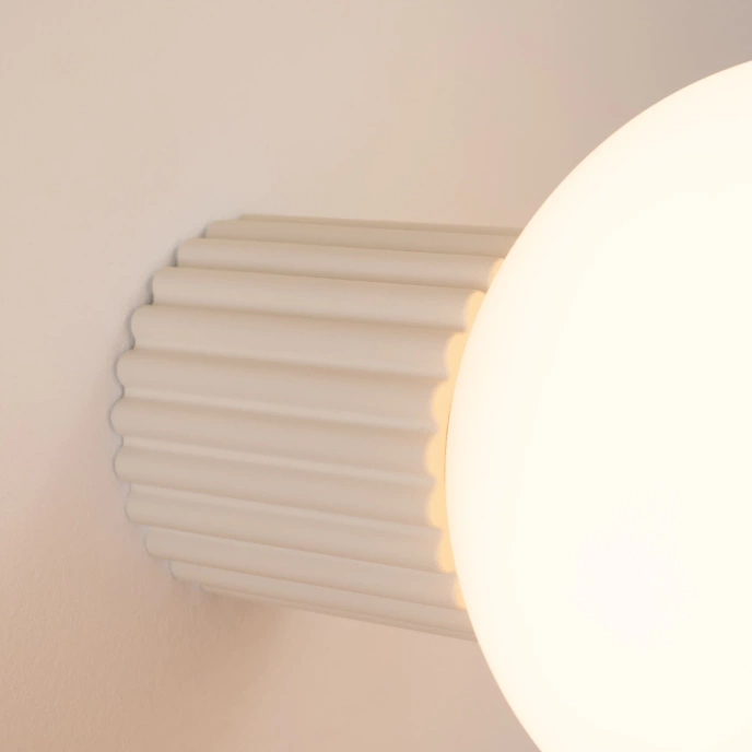 Wandlamp HALO beige IP44